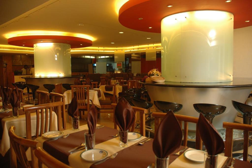Istay Hotels Infantry Road Bangalore Eksteriør billede